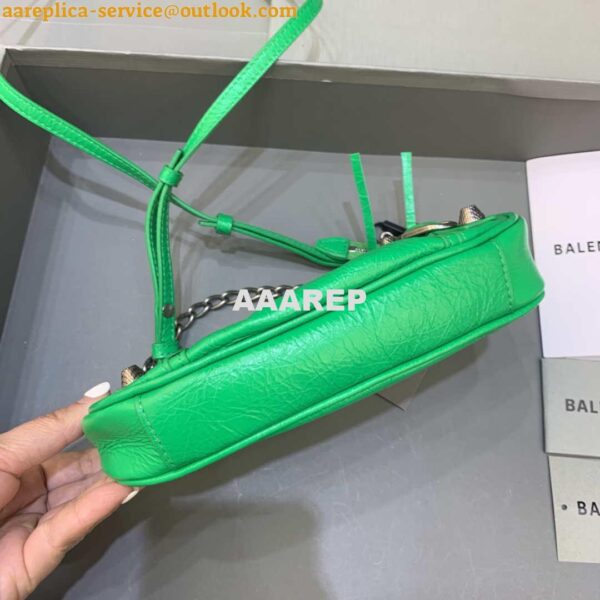 Replica Balenciaga 6940271VG9 Le Cagole Mini Multipouch in Green Arena lambskin 4