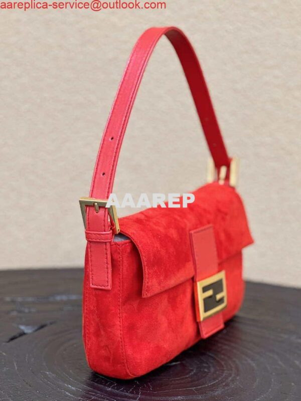 Replica Fendi 8339 Baguette Middle Age Solid Color Series Underarm Bag Red 4