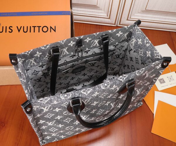 Replica Louis Vuitton ONTHEGO MM Bag Monogram Jacquard Denim M46448 11