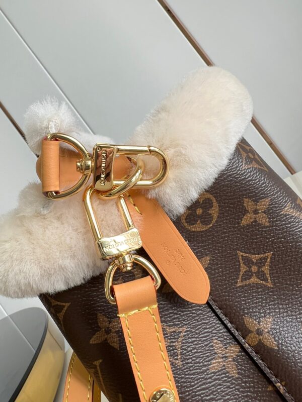 Replica Louis Vuitton LV NÉONOÉ BB Bag M46319 6