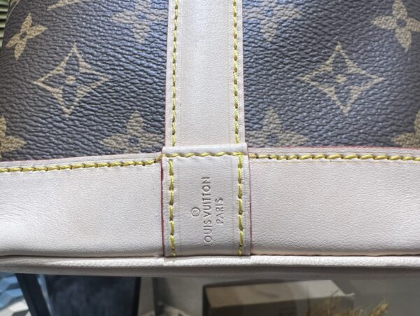 Replica Louis Vuitton LV Petit Noé Bag M40818 12