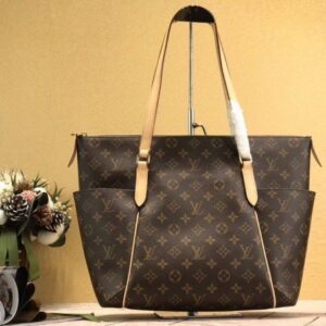 Replica Louis Vuitton Totally MM Bag Monogram Canvas M41015 BLV336 2