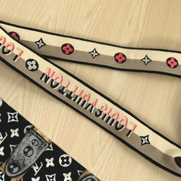 Replica Louis Vuitton Twist MM LV M57505 10