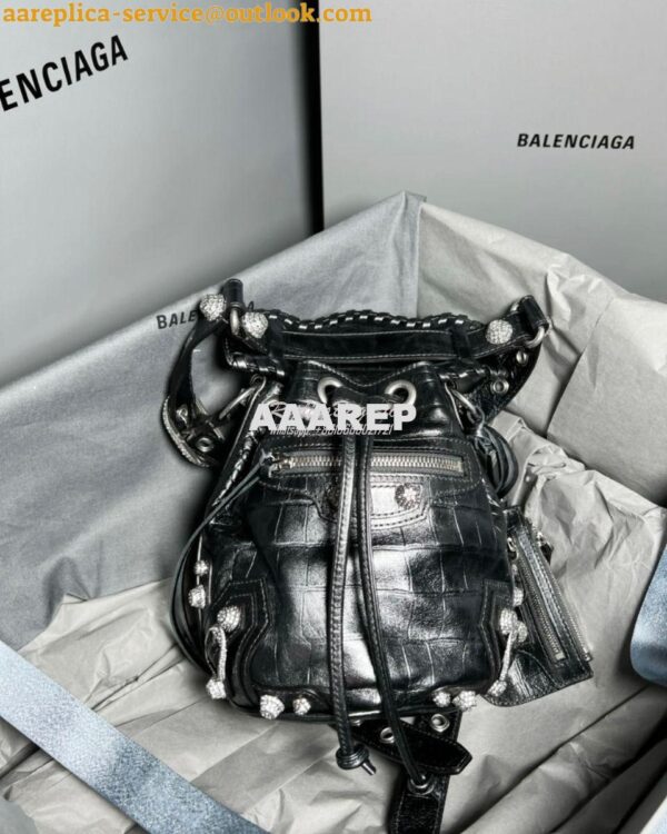 Replica Balenciaga Le Cagole XS Bucket Bag in Crocodile Embossed With 5