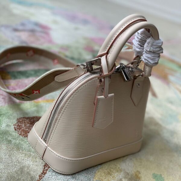 Replica Louis Vuitton Alma BB LV M58706 4