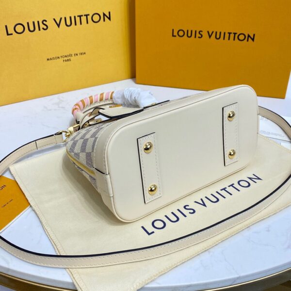 Replica Louis Vuitton Alma BB LV N45294 10