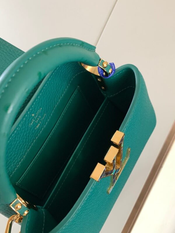 Replica Louis Vuitton Capucines Mini LV Bag Emerald Green M21164 11