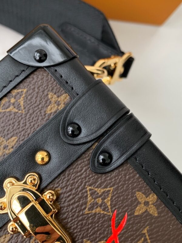 Replica Louis Vuitton LV PETITE MALLE EAST WEST M46120 11