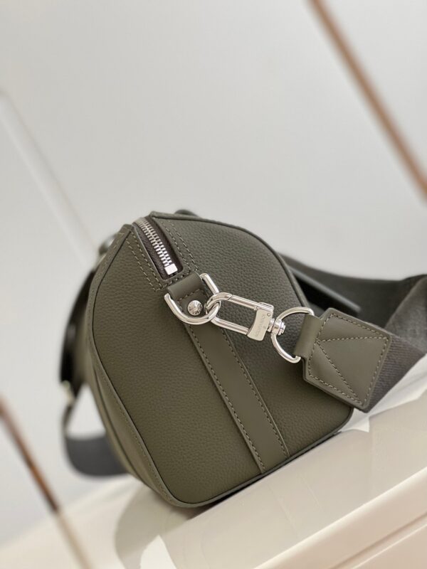 Replica Louis Vuitton LV CITY KEEPALL Khaki M21437 8