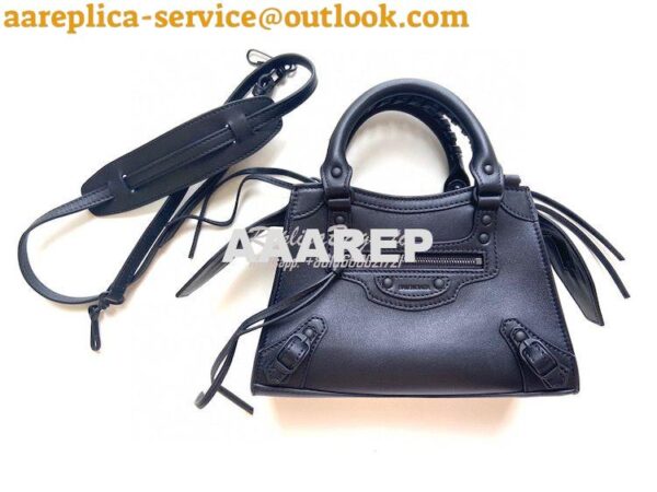 Replica Balenciaga Neo Classic Top Handle Bag in Smooth Calfskin 63852 2