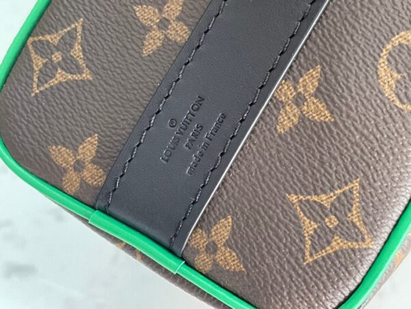 Replica Louis Vuitton LV KEEPALL BANDOULIÈRE 25 M46249 7