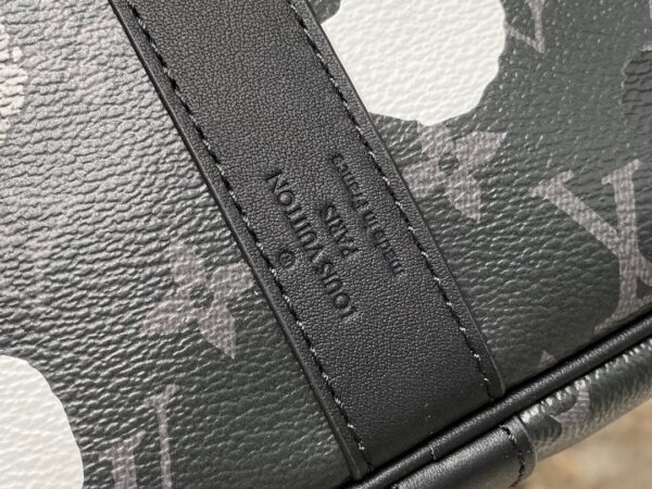 Replica Louis Vuitton LV X YK KEEPALL 55 M46401 8