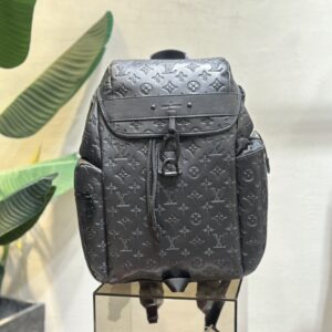 Replica Louis Vuitton TREKKING BACKPACK LV M43680 2