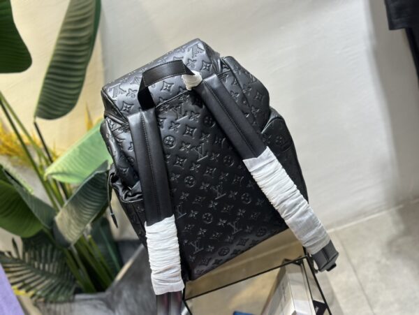 Replica Louis Vuitton TREKKING BACKPACK LV M43680 7