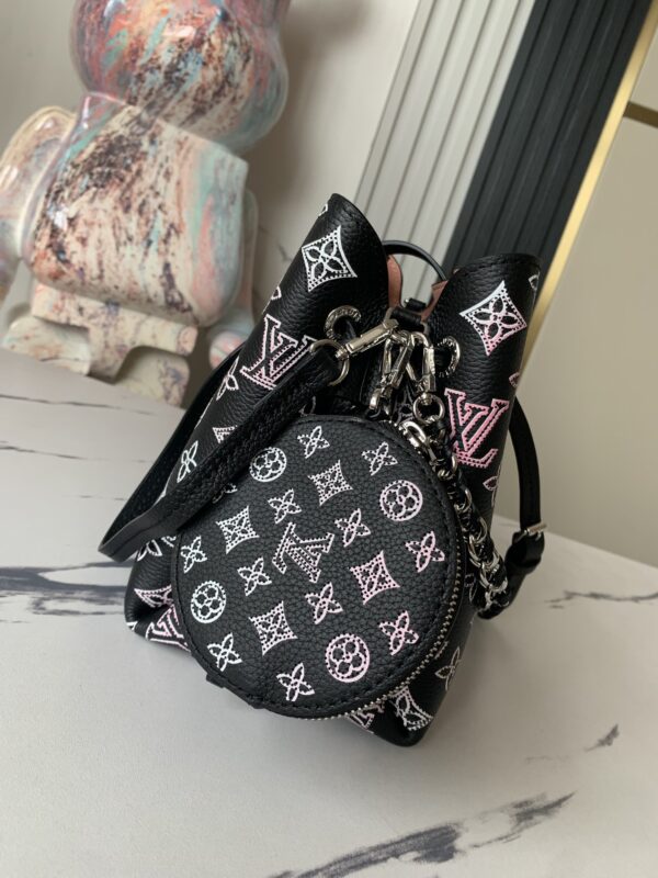 Replica Louis Vuitton Bella LV Bag M21096 6