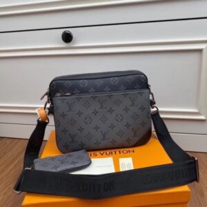 Replica Louis Vuitton Trio Messenger Bag Monogram Eclipse Canvas M69443 BLV900 2