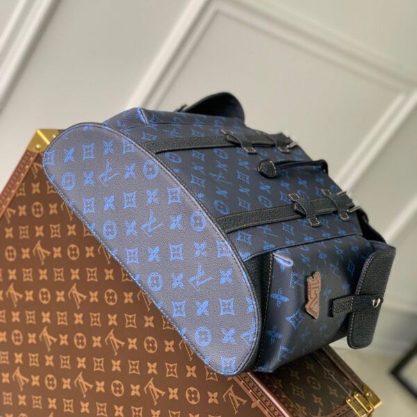 Replica Louis Vuitton Christopher MM LV M46338 7