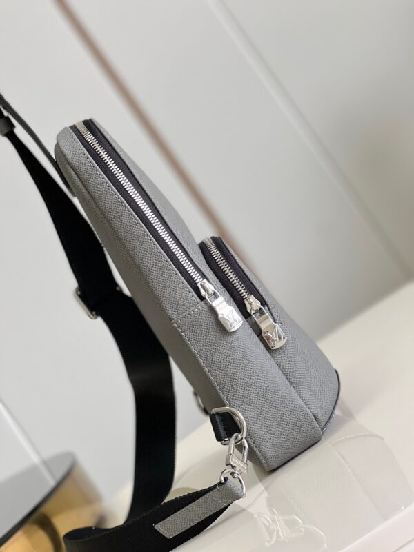 Replica Louis Vuitton AVENUE SLING BAG LV M30859 6