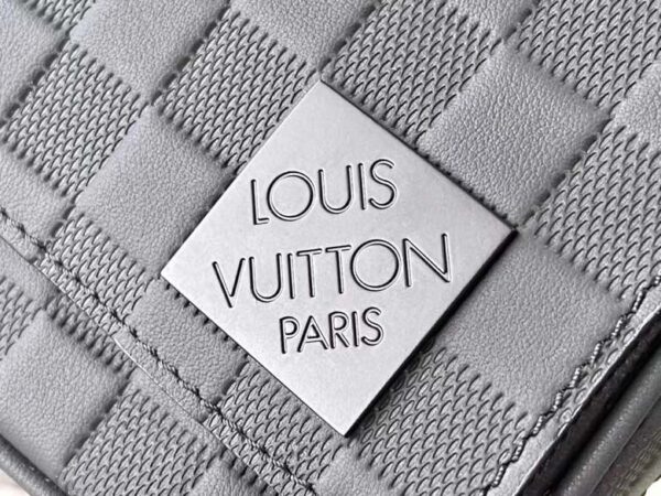 Replica Louis Vuitton DISTRICT PM LV N42711 8