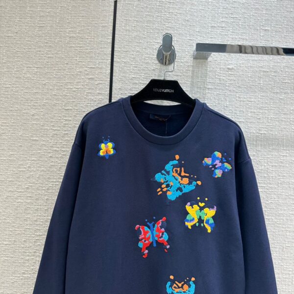 Replica Louis Vuitton LV LV BUTTERFLIES CREWNECK SWEATSHIRT 1AATBM 2