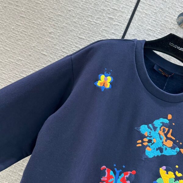 Replica Louis Vuitton LV LV BUTTERFLIES CREWNECK SWEATSHIRT 1AATBM 3