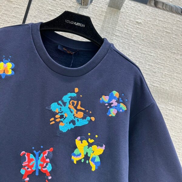 Replica Louis Vuitton LV LV BUTTERFLIES CREWNECK SWEATSHIRT 1AATBM 4