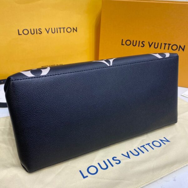 Replica Louis Vuitton Grand Palais LV M45842 10