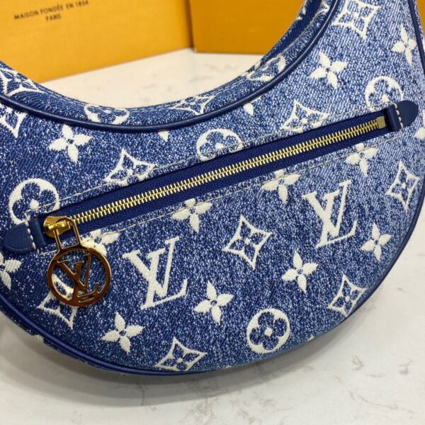 Replica Louis Vuitton Loop LV M81166 12