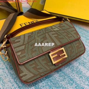 Replica Fendi 8BR600 Baguette Embroidered Canvas Bag Green 2