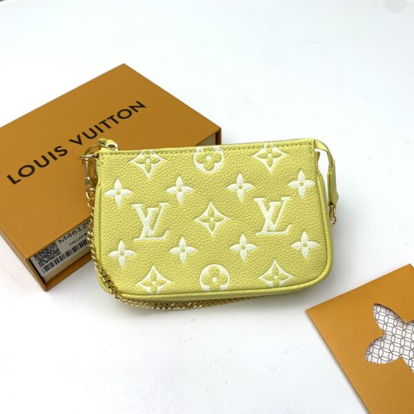 Replica Louis Vuitton LV Mini Pochette Accessoires M46129 3