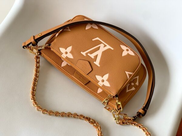 Replica Louis Vuitton LV MULTI POCHETTE ACCESSOIRES Arizona Beige Bag M45983 8