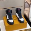 Replica Louis Vuitton LV Squad Sneaker 1AACWG 2