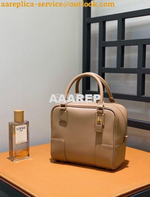 Replica Loewe Amazona 19 Square Bag in Nappa Calfskin A039N10 Mink 7