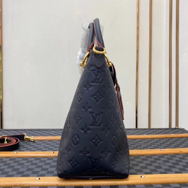 Replica Louis Vuitton M44397 LV V Tote MM 9