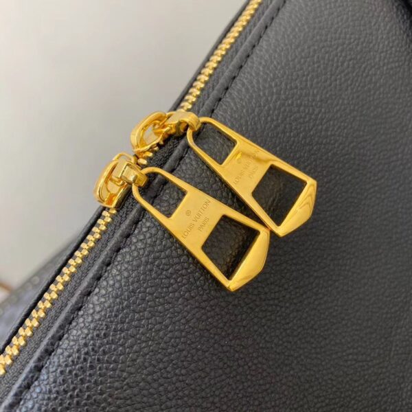 Replica Louis Vuitton M44421 LV V Tote MM 5