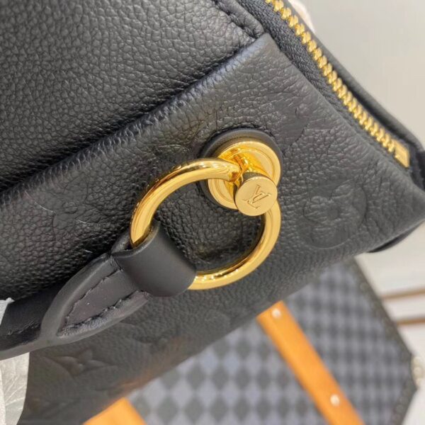 Replica Louis Vuitton M44421 LV V Tote MM 6