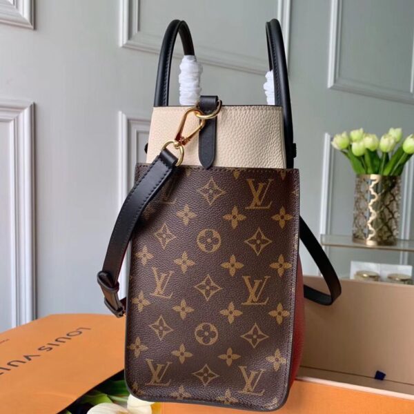 Replica Louis Vuitton M53824 LV On My Side 8