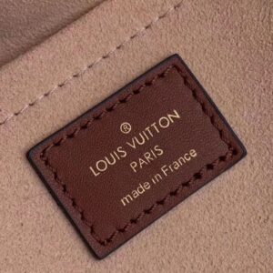 Replica Louis Vuitton On My Side LV M53825 2