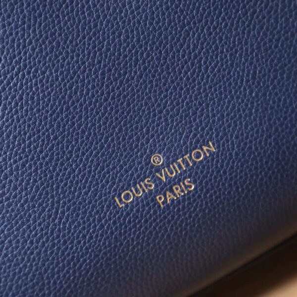 Replica Louis Vuitton On My Side LV M55933 8