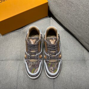 Replica Louis Vuitton LV TRAINER SNEAKER Khaki Green 1AARH2 2