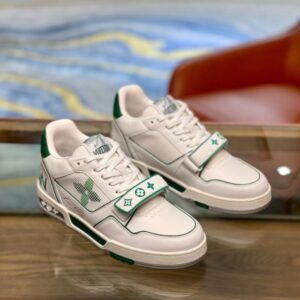 Replica Louis Vuitton LV Trainer Sneakers In Green/White Leather 2