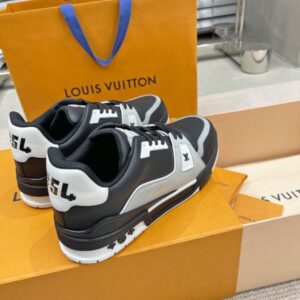 Replica Louis Vuitton LV Trainer Sneaker 1AAHSB 2