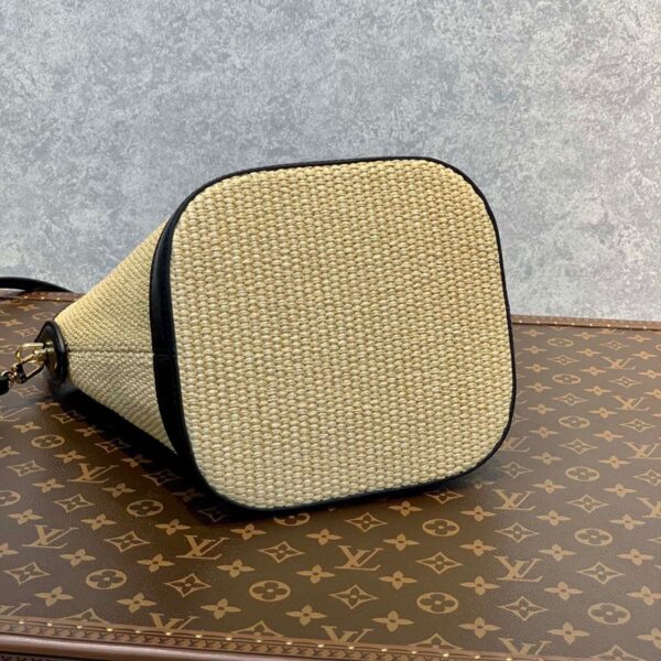 Replica Louis Vuitton Petit Bucket LV M59961 7