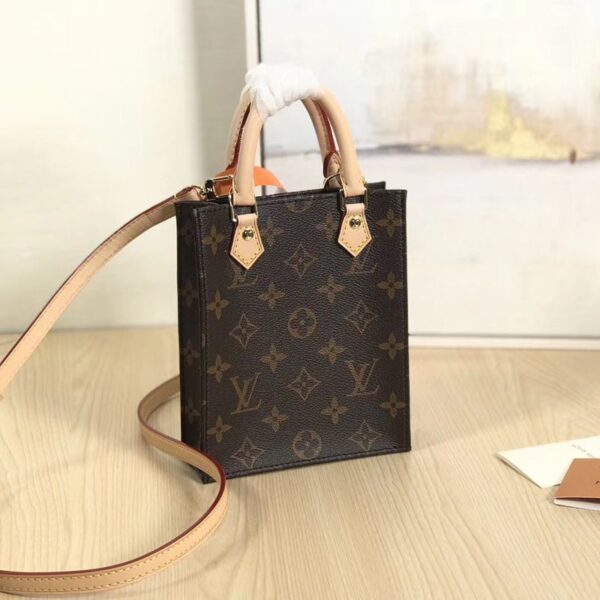 Replica Louis Vuitton Petit Sac Plat LV M69442 4