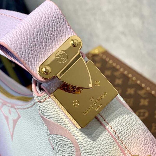 Replica Louis Vuitton Marshmallow LV M46080 7