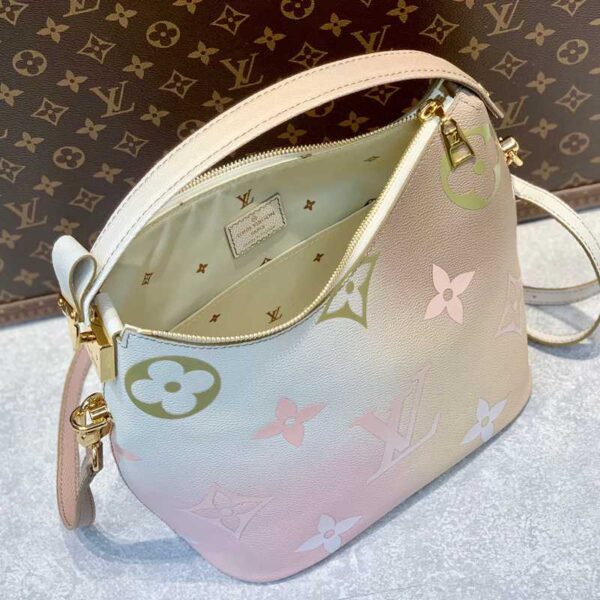 Replica Louis Vuitton Marshmallow LV M59861 5