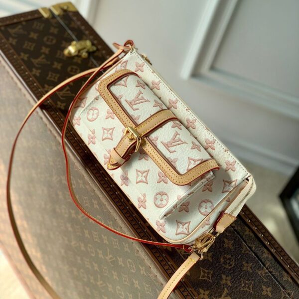 Replica Louis Vuitton Maxi Multi Pochette Accessoires LV M20920 2