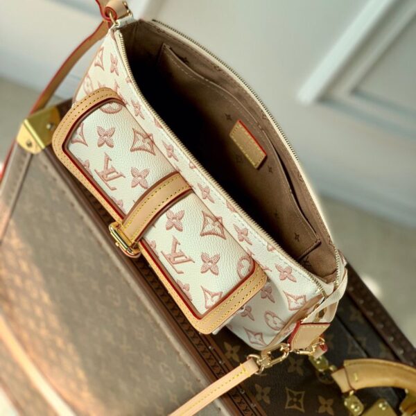 Replica Louis Vuitton Maxi Multi Pochette Accessoires LV M20920 8