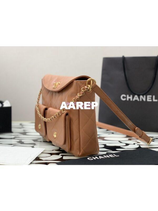Replica Chanel 24SS Large Hobo Handbag Shiny Calfskin AS4668 Camel 5