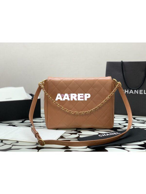 Replica Chanel 24SS Large Hobo Handbag Shiny Calfskin AS4668 Camel 8